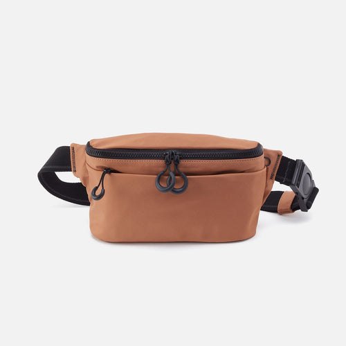 BE HOLD Belt Bag in CaRefiber recycled nylon – Dune