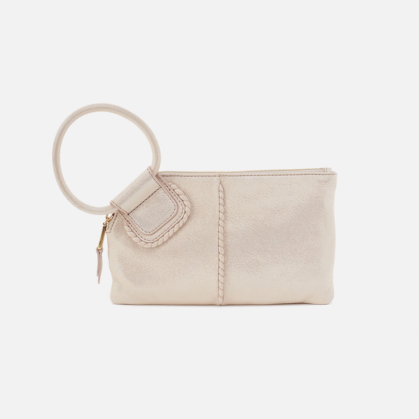 Sable Wristlet In Metallic Leather – Sand Shimmer