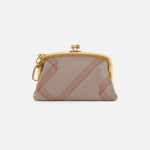 Cheer Frame Pouch In Pebbled Leather – Taupe
