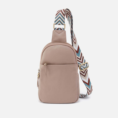Cass Sling in Pebbled Leather – Warm Adobe