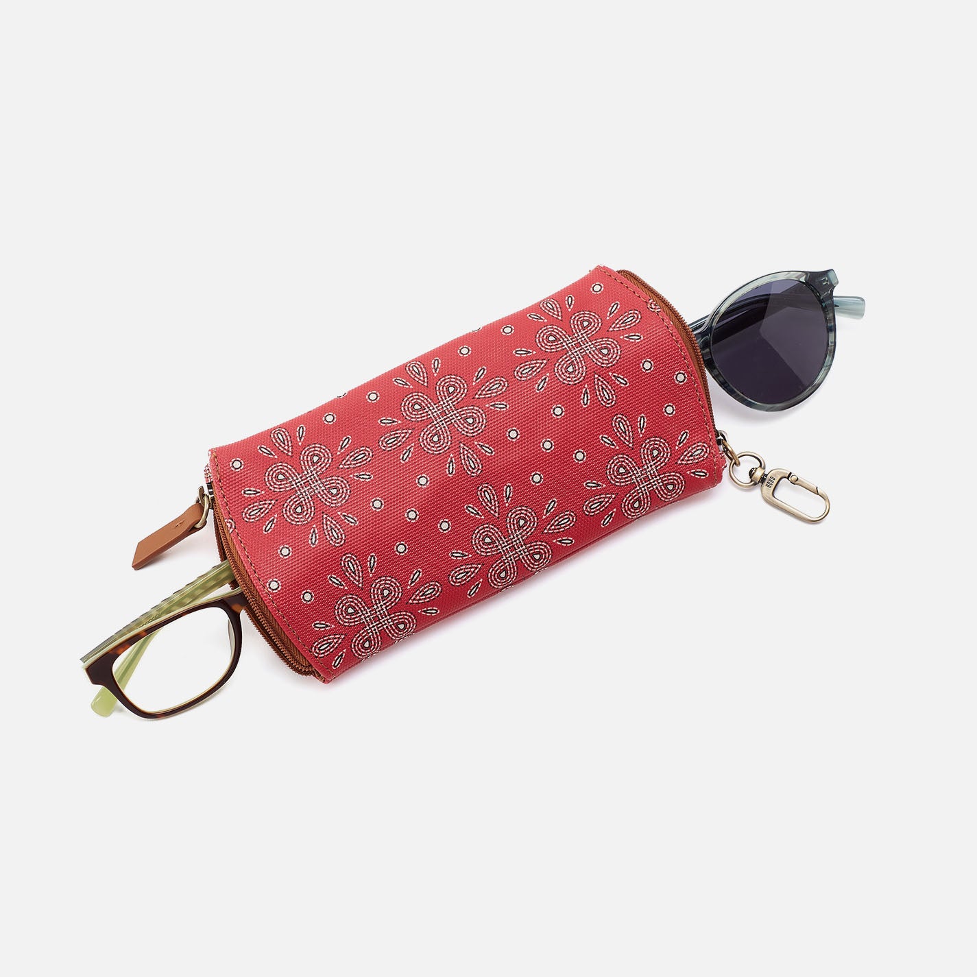 Spark Double Eyeglass Case In Coated Canvas – Red Journey Bandana - HOBO