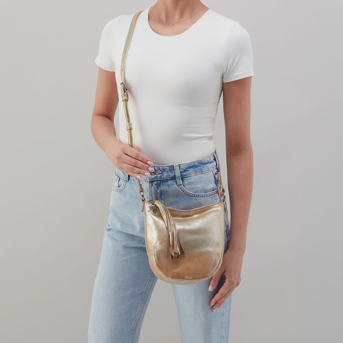 Lexi Crossbody In Pebbled Leather – Saddle Stardust - HOBO