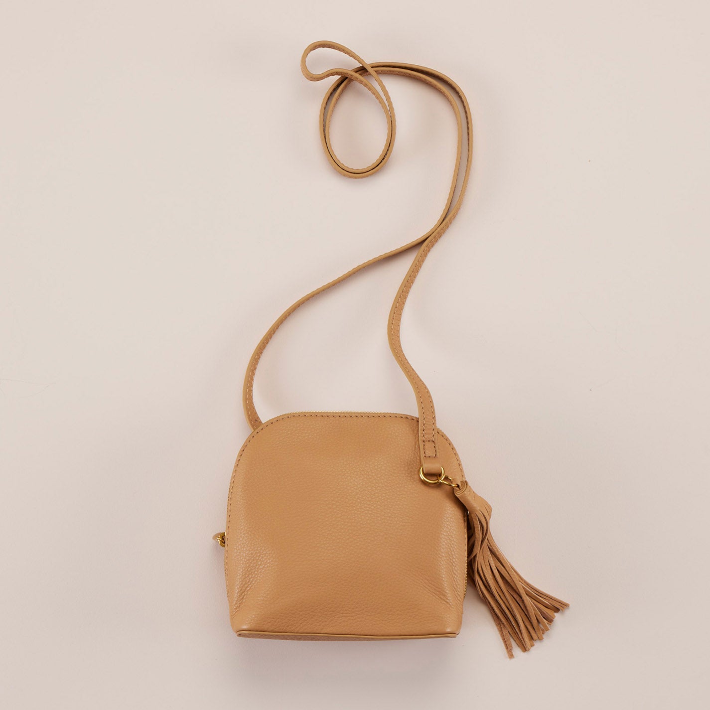 Nash Crossbody In Pebbled Leather – Sandstorm - HOBO