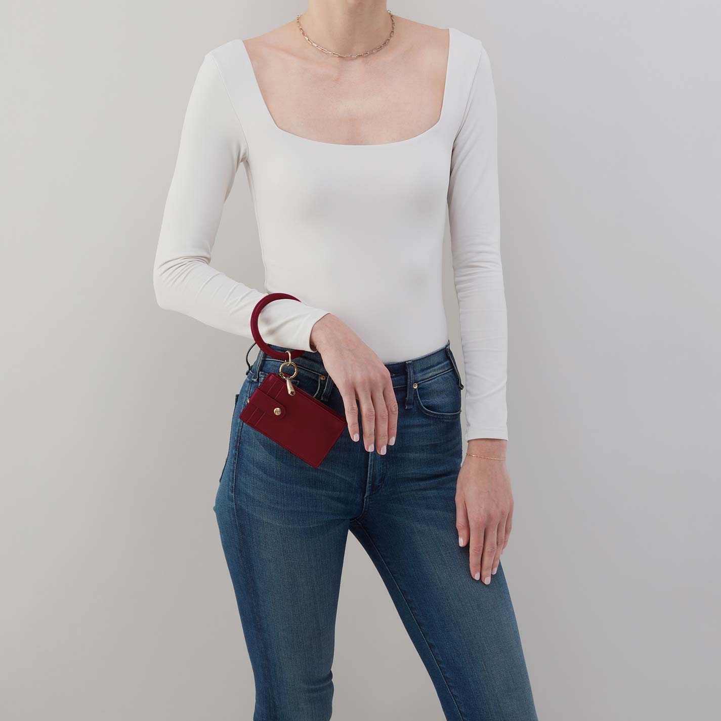 Ring Credit Card Wristlet in Polished Leather – Saddleberry - HOBO