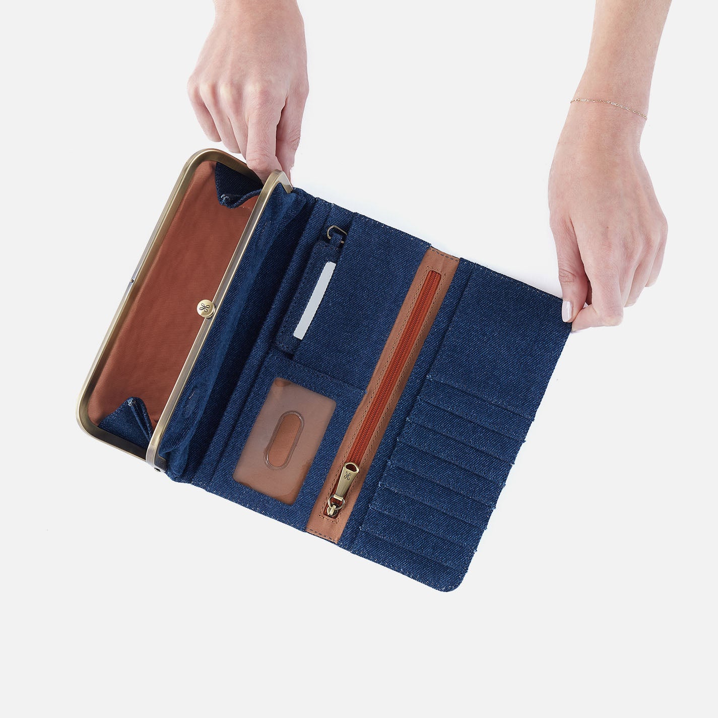 Rachel Continental Wallet In Denim Fabric – Dark Denim - HOBO