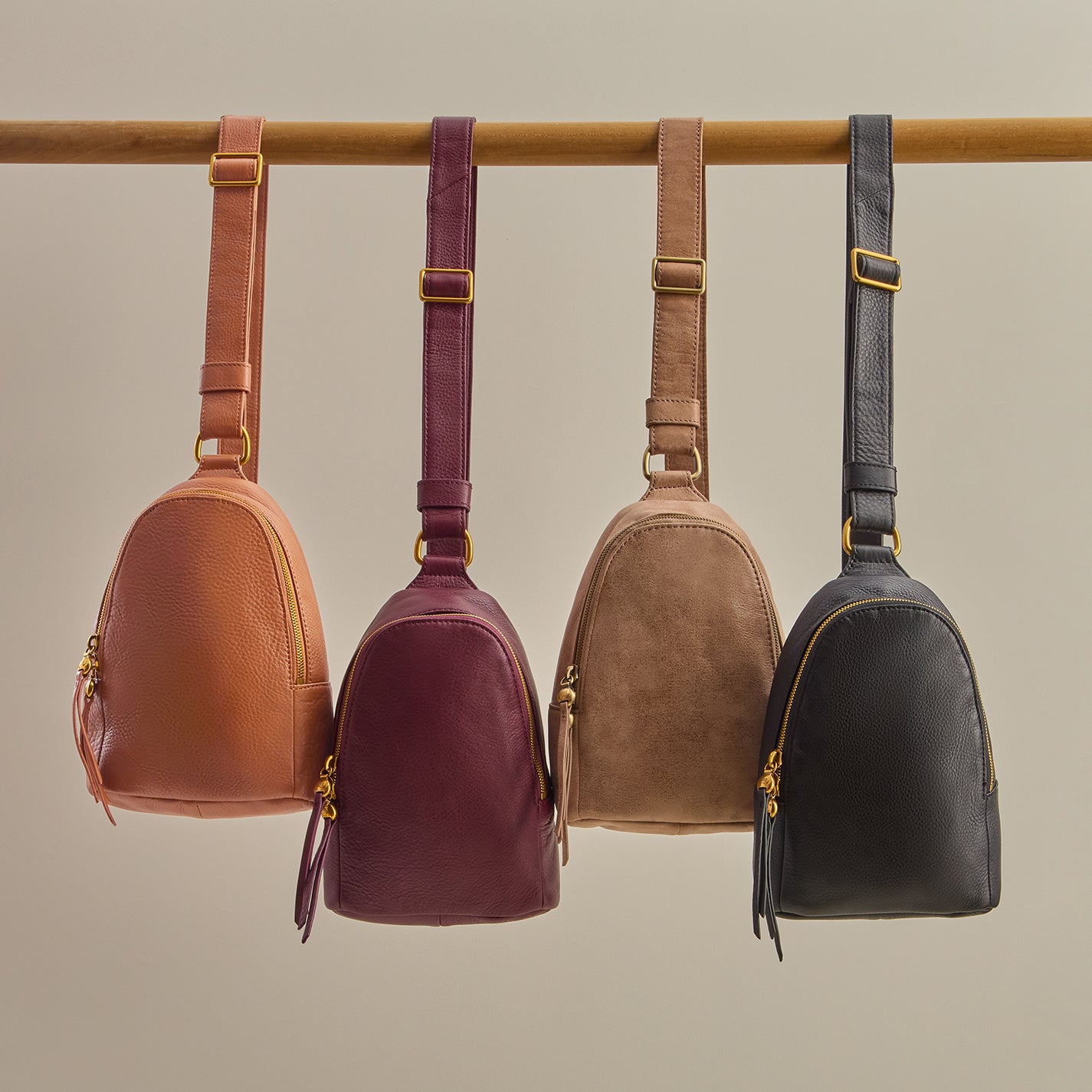 Fern Sling in Pebbled Leather – Mulberry Glaze - HOBO