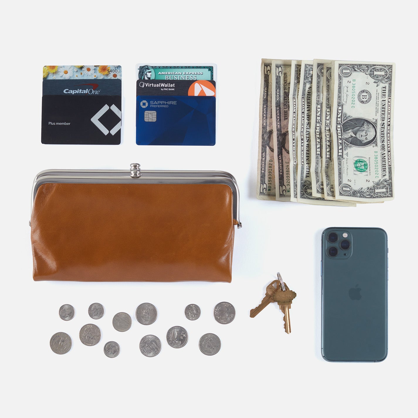 Lauren Clutch-Wallet In Polished Leather – Light Grey - HOBO