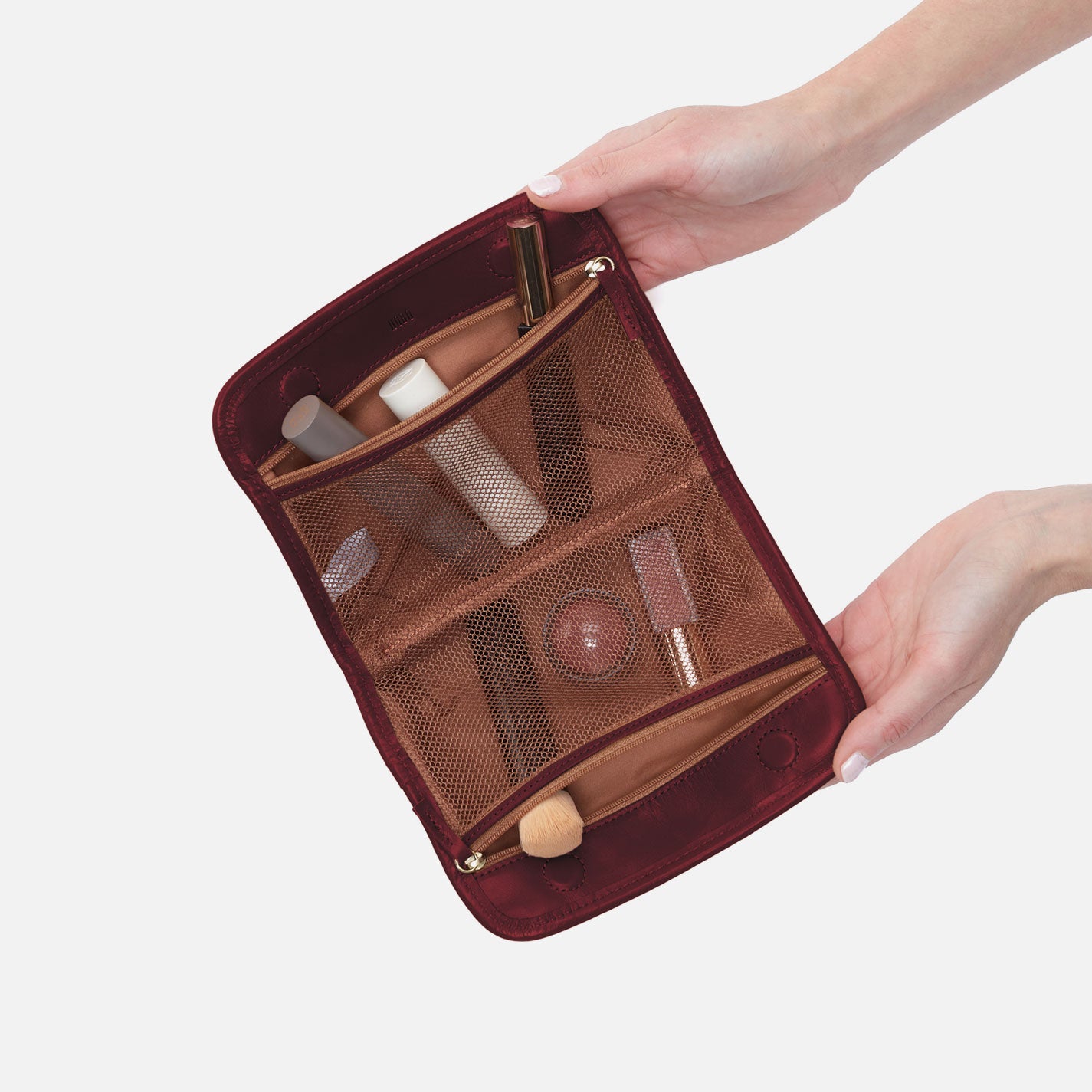 Beauty Cosmetic Pouch in Polished Leather – Saddleberry - HOBO