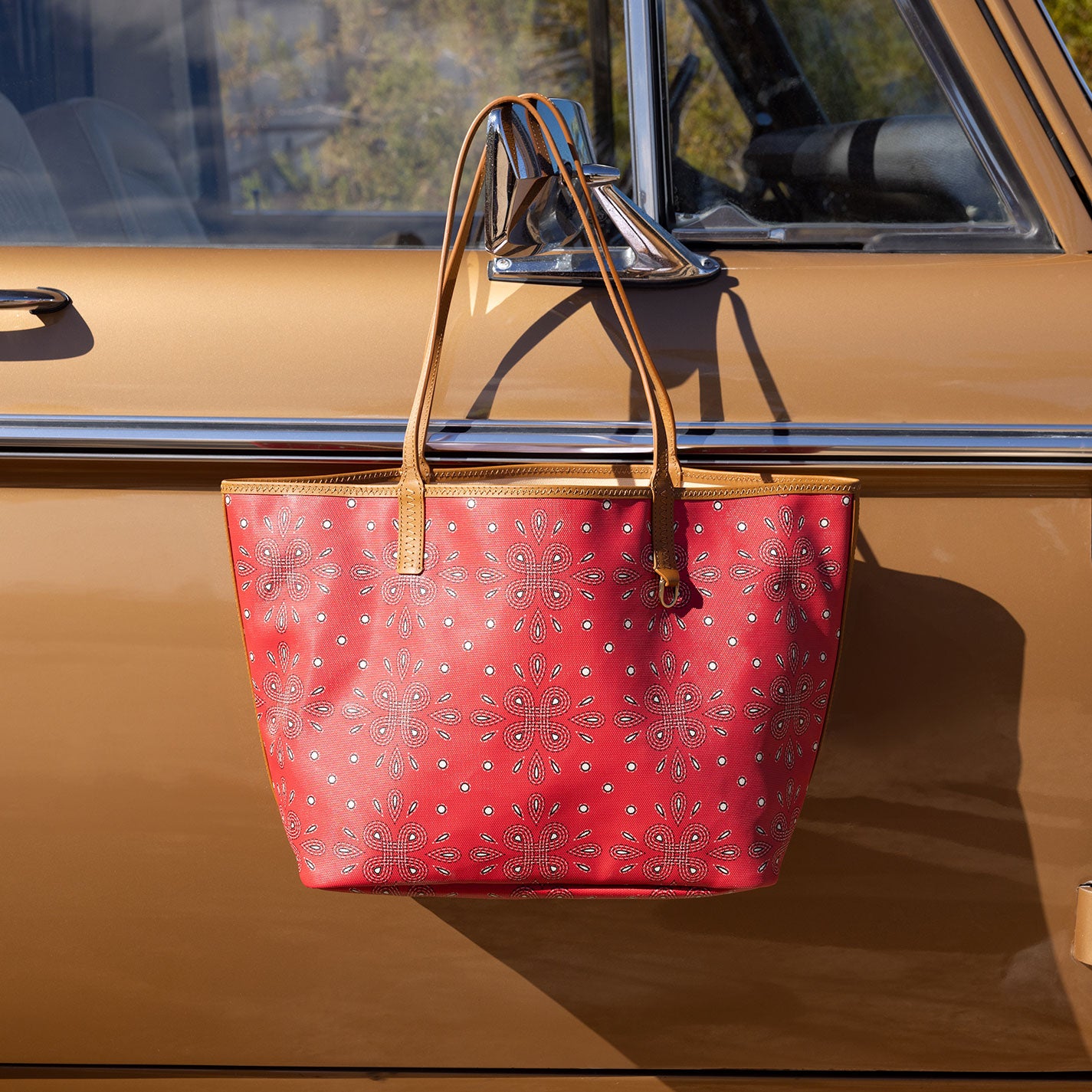All That Tote In Coated Canvas – Red Journey Bandana - HOBO