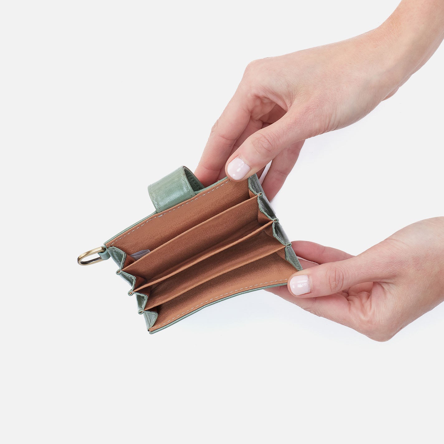 Jean Accordion Card Case In Polished Leather – Jade - HOBO