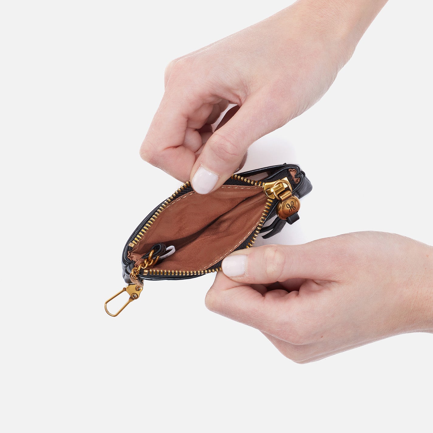 Lumen Card Case In Pebbled Leather – Black - HOBO