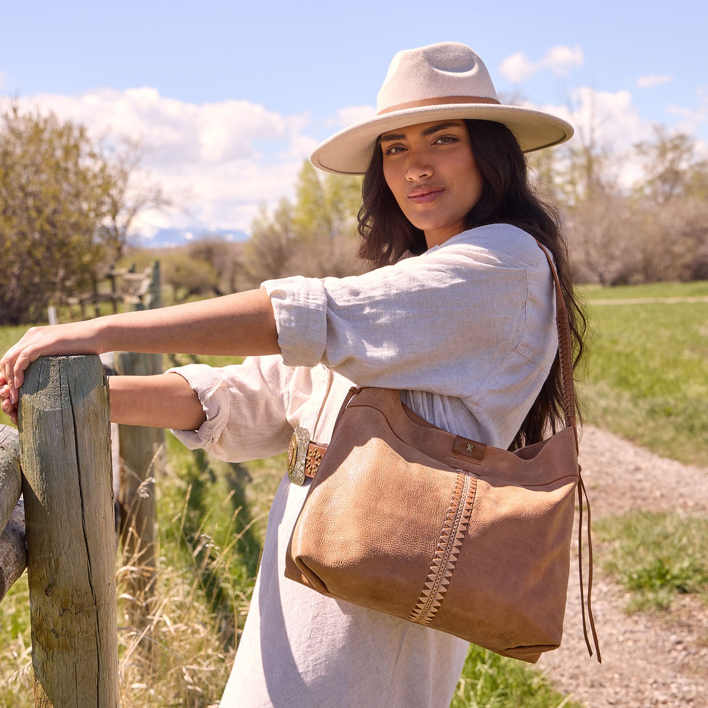 Romy Hobo in Buffed Leather – Whiskey - HOBO