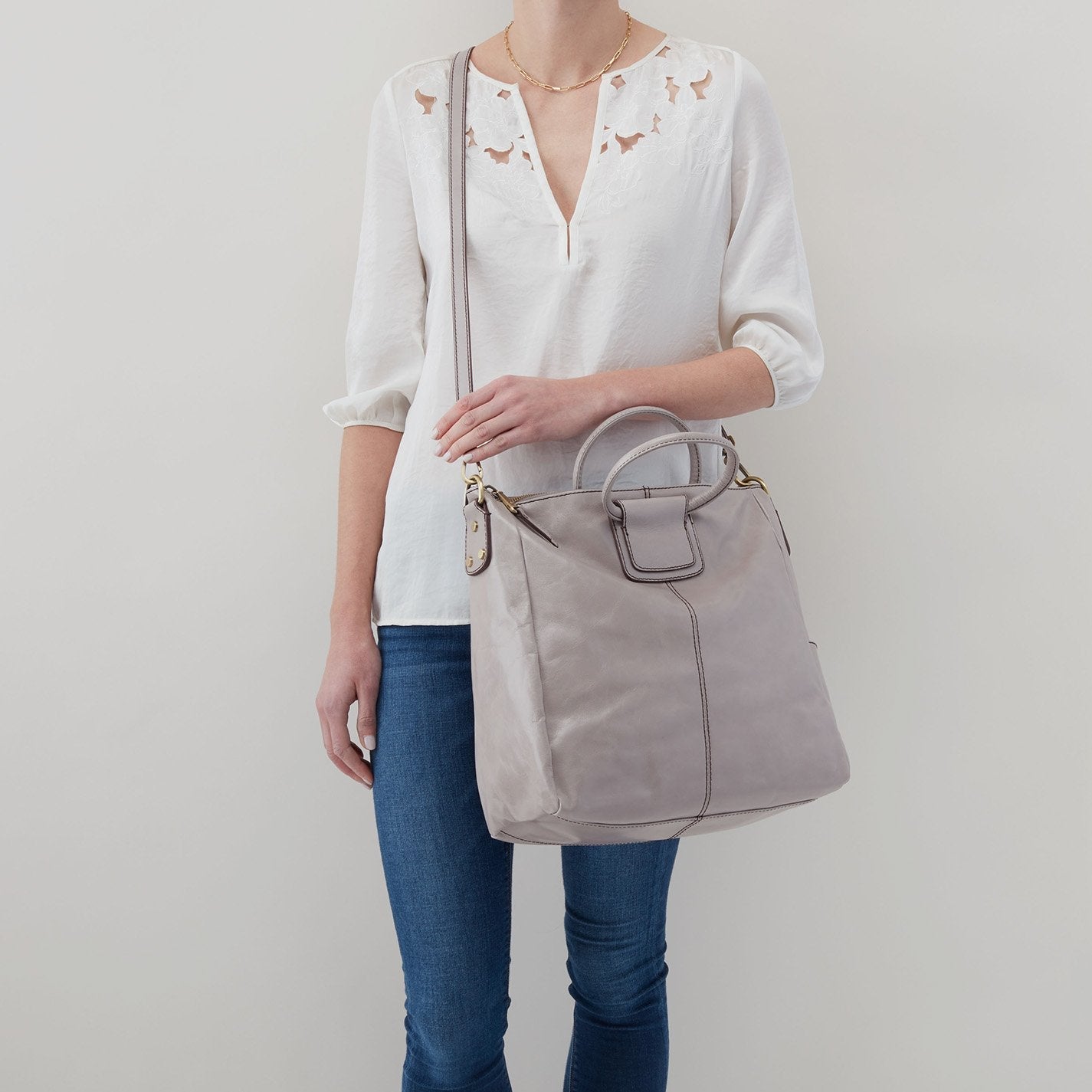 Sheila Large Satchel in Polished Leather – Driftwood - HOBO