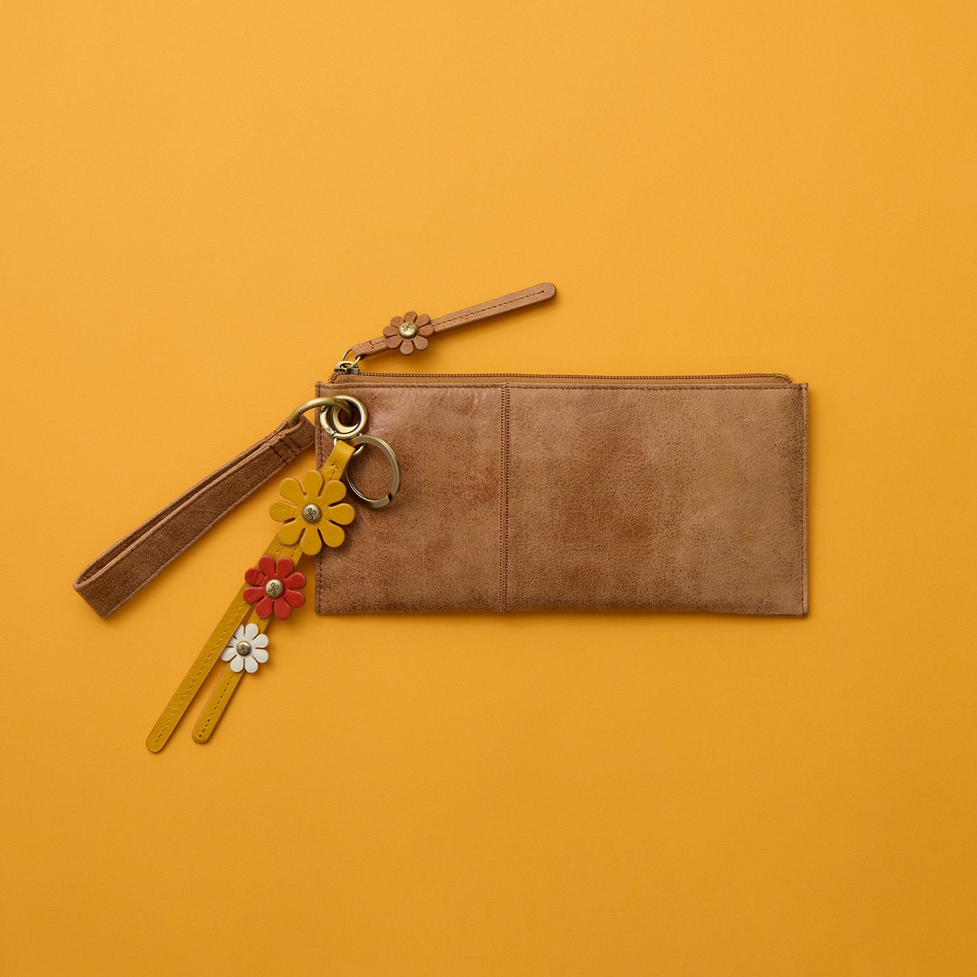 Triflower Keychain In Polished Leather – Sun Glow - HOBO