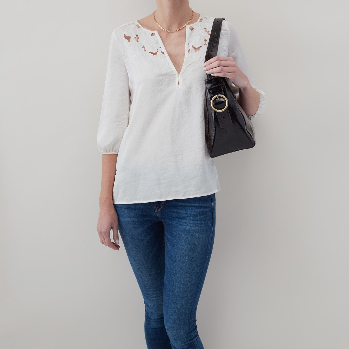Render Shoulder Bag In Polished Leather – Natural - HOBO