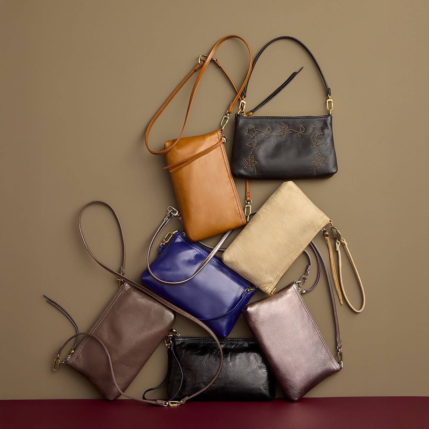 Darcy Crossbody in Pebbled Leather – Black - HOBO