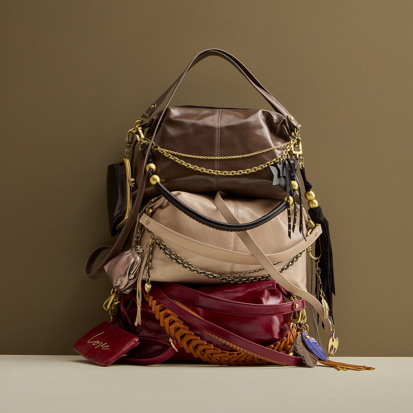 Avon Shoulder Bag in Polished Leather – Saddleberry - HOBO