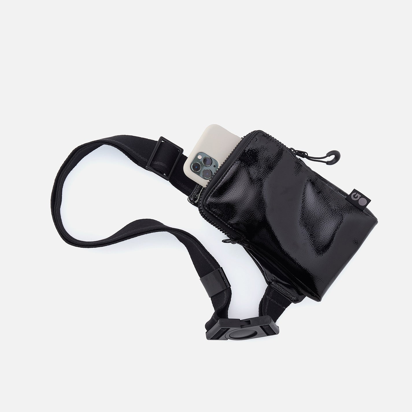 DIALED IN Phone Bag in EverShine nylon – Onyx - HOBO