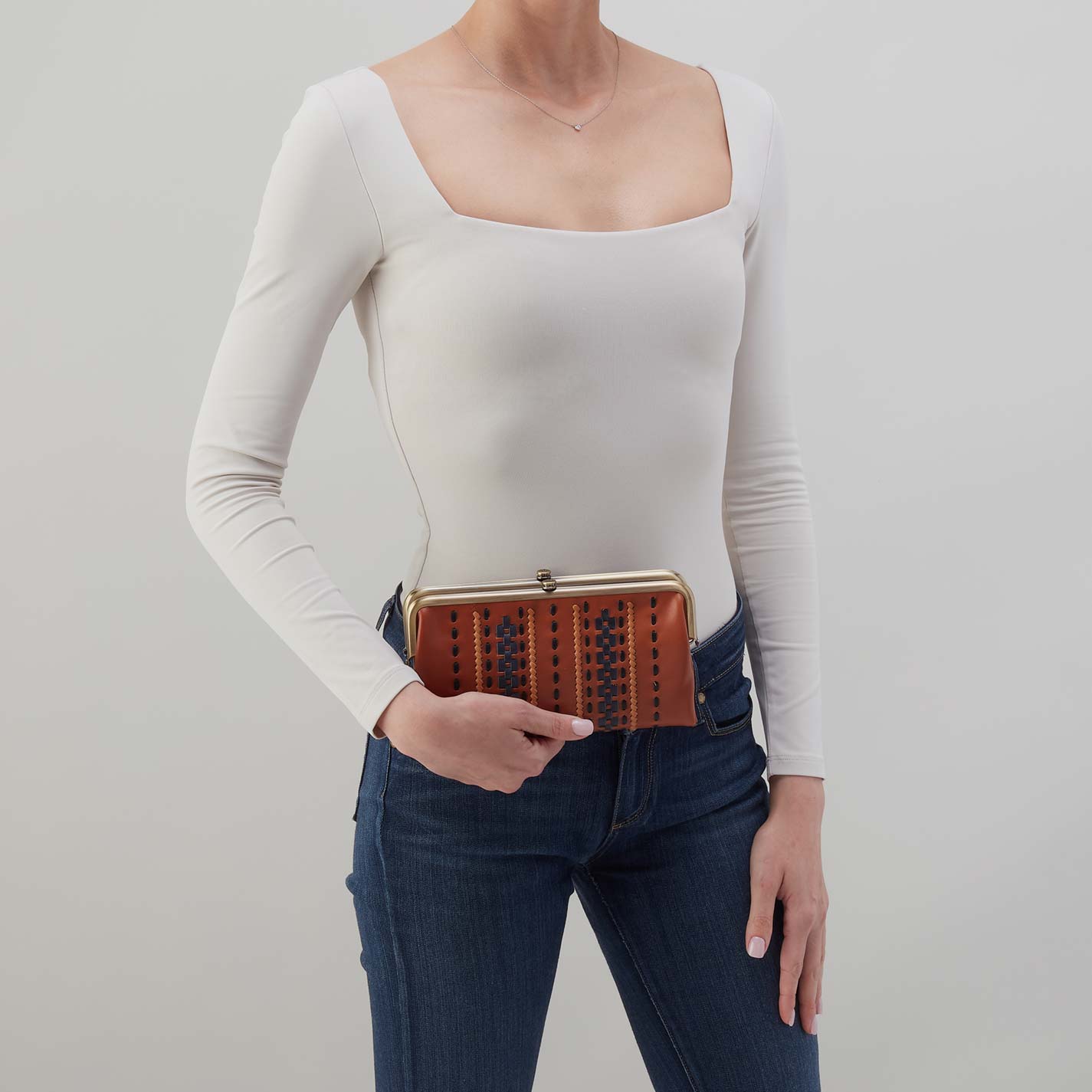 Lauren Clutch-Wallet in Smooth Leather with Multi Stitch – Timberline - HOBO