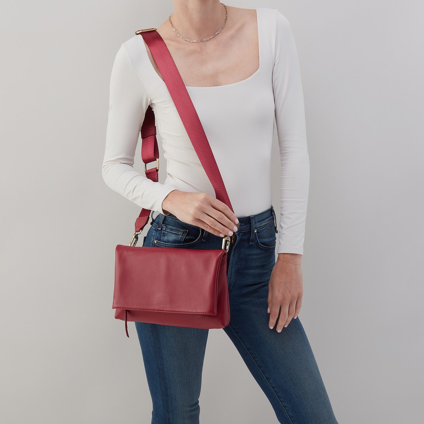 Grant Crossbody In Pebbled Leather – Wine - HOBO