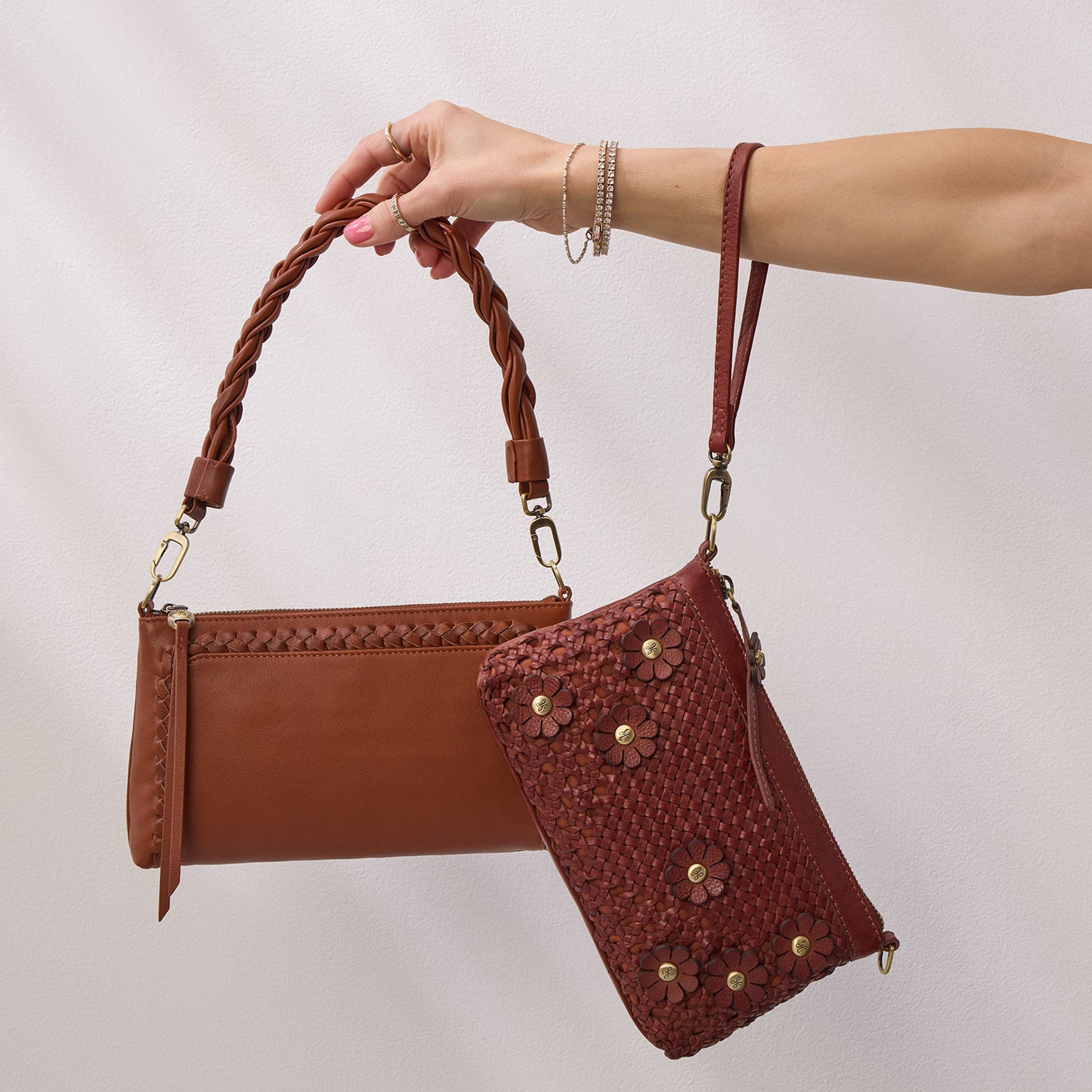 Darcy Crossbody In Smooth Leather – Luggage - HOBO