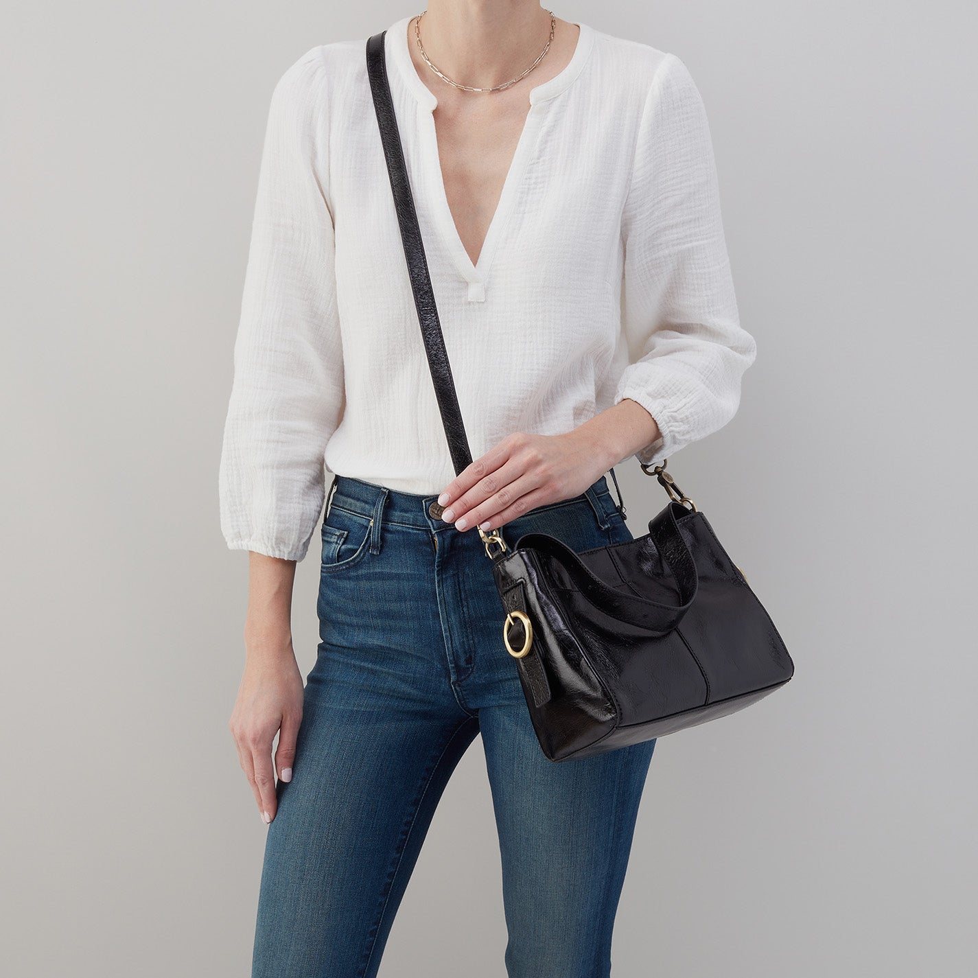 Render Small Crossbody In Polished Leather – Black - HOBO