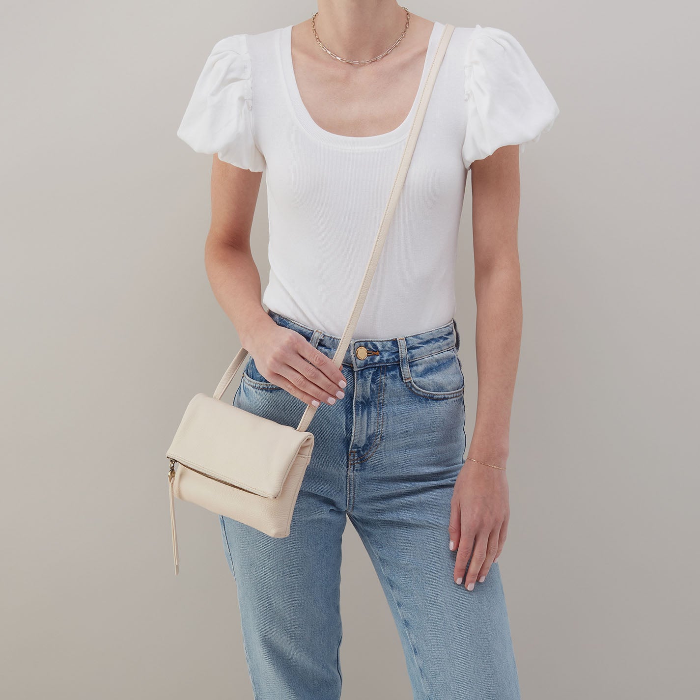 Grant Small Crossbody In Pebbled Leather – Cream - HOBO