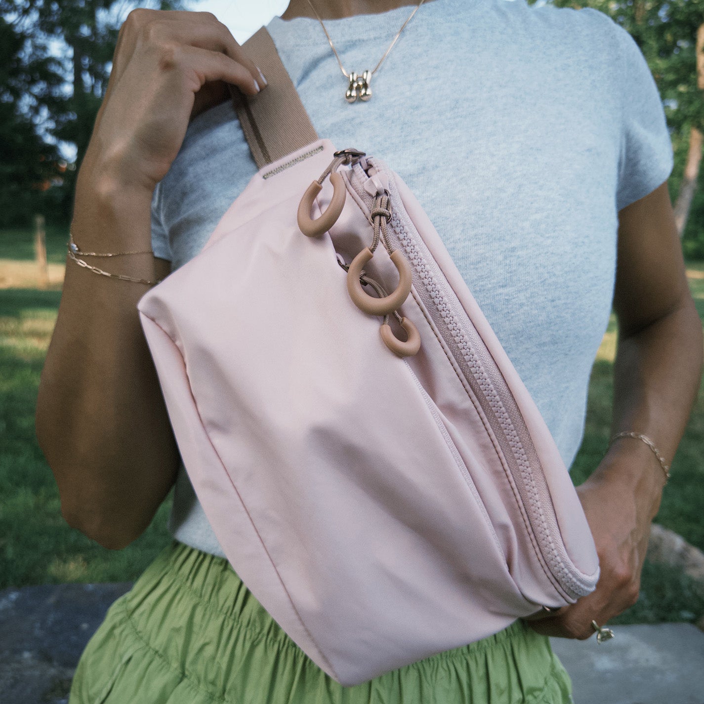 BE HOLD Belt Bag in CaRefiber recycled nylon – Lotus - HOBO