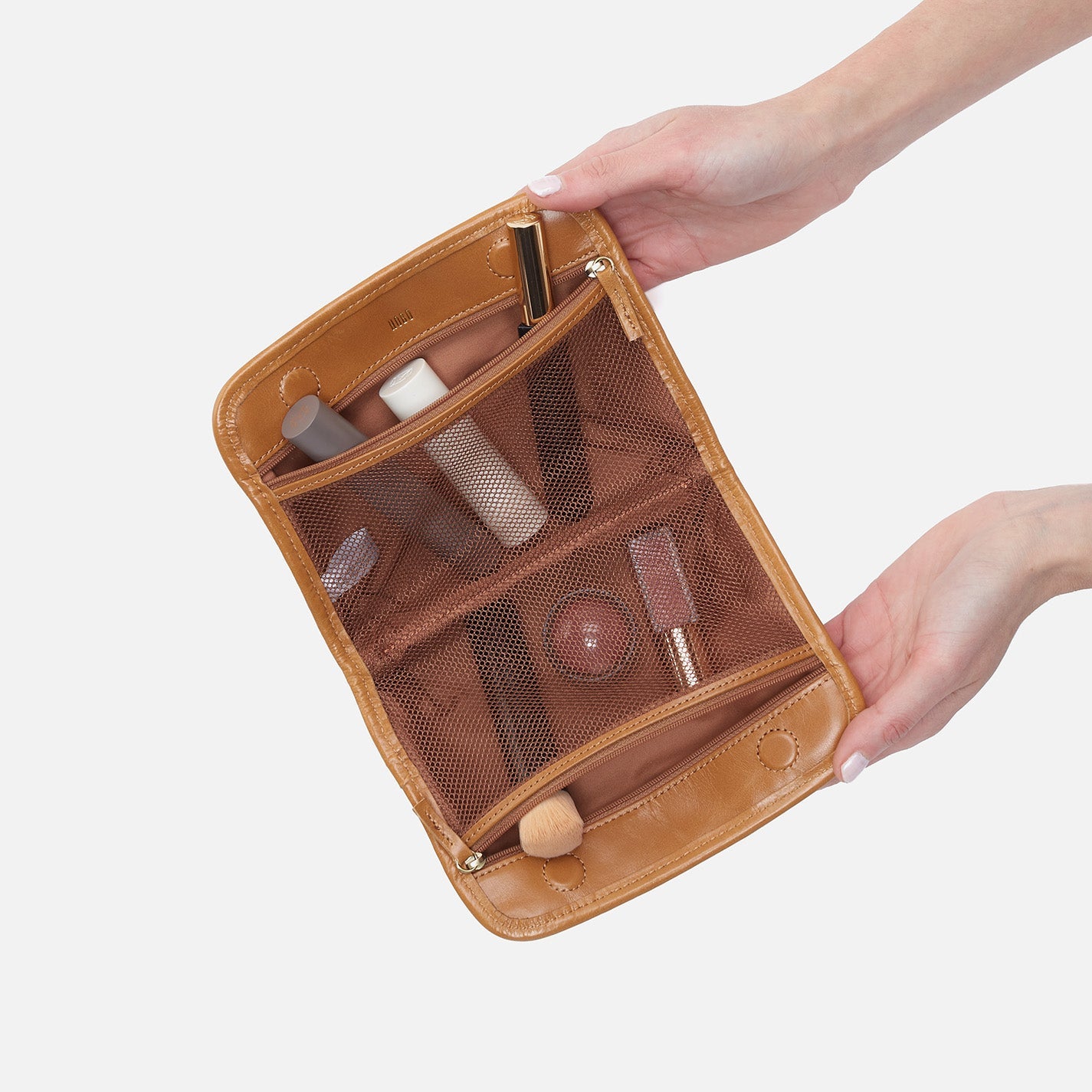 Beauty Cosmetic Pouch in Polished Leather – Natural - HOBO