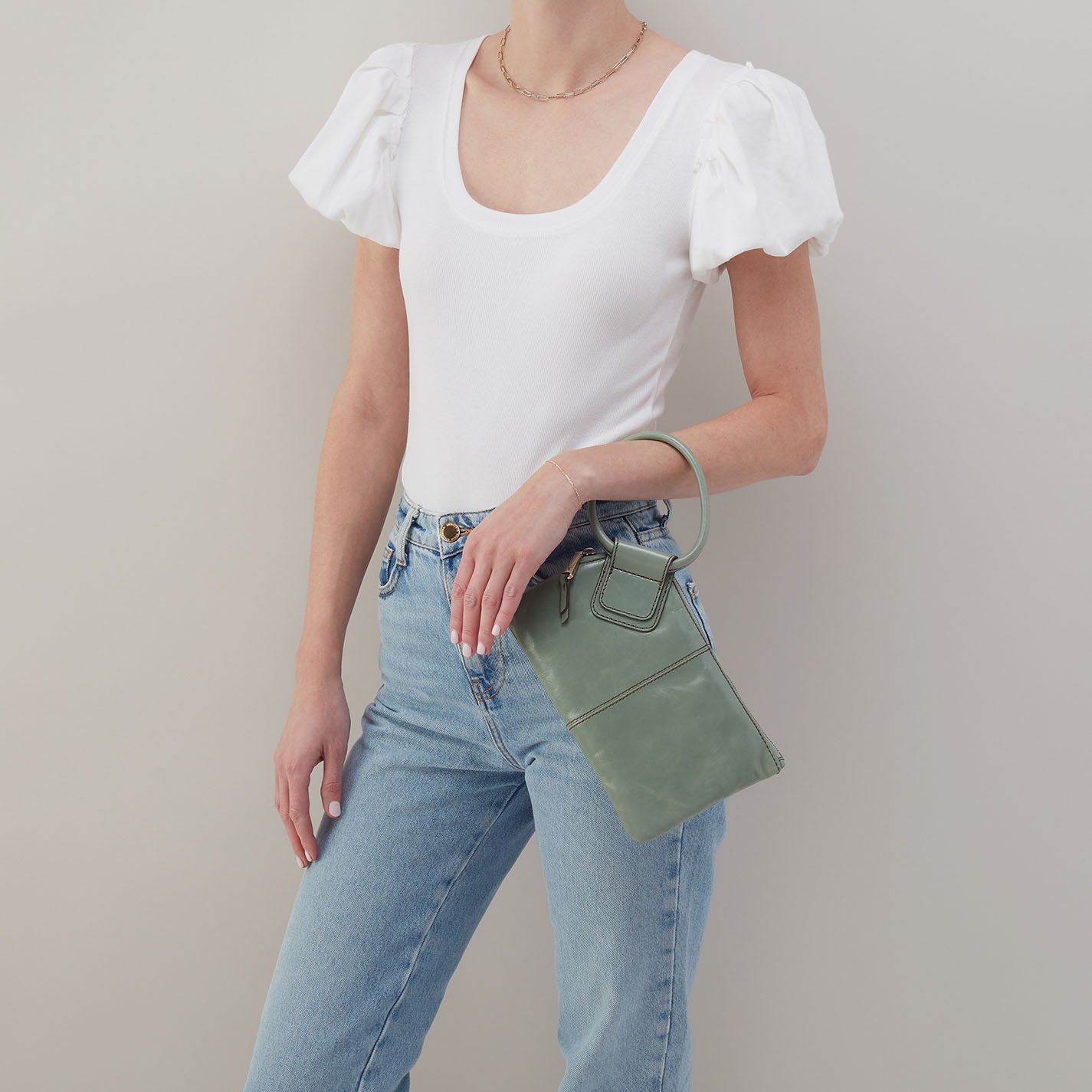 Sable Wristlet In Polished Leather – Jade - HOBO