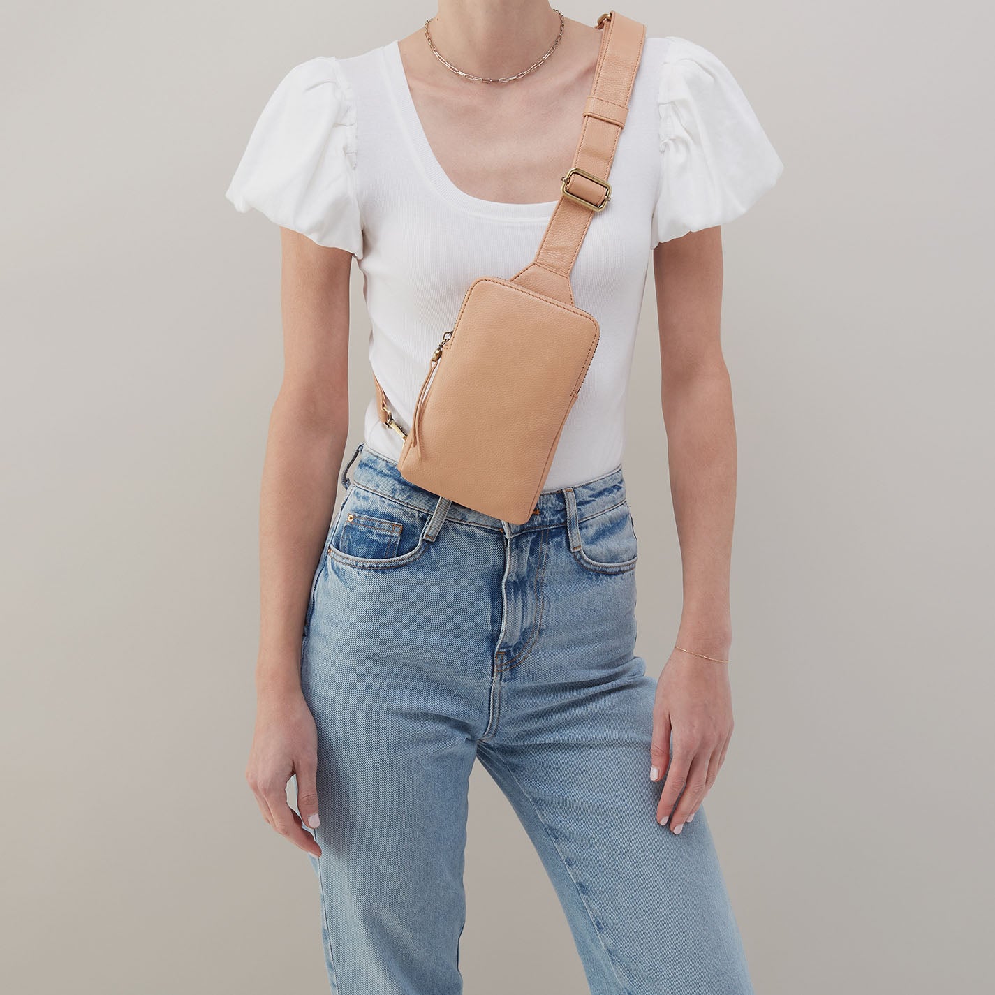 Grant Sling In Pebbled Leather – Porcini - HOBO