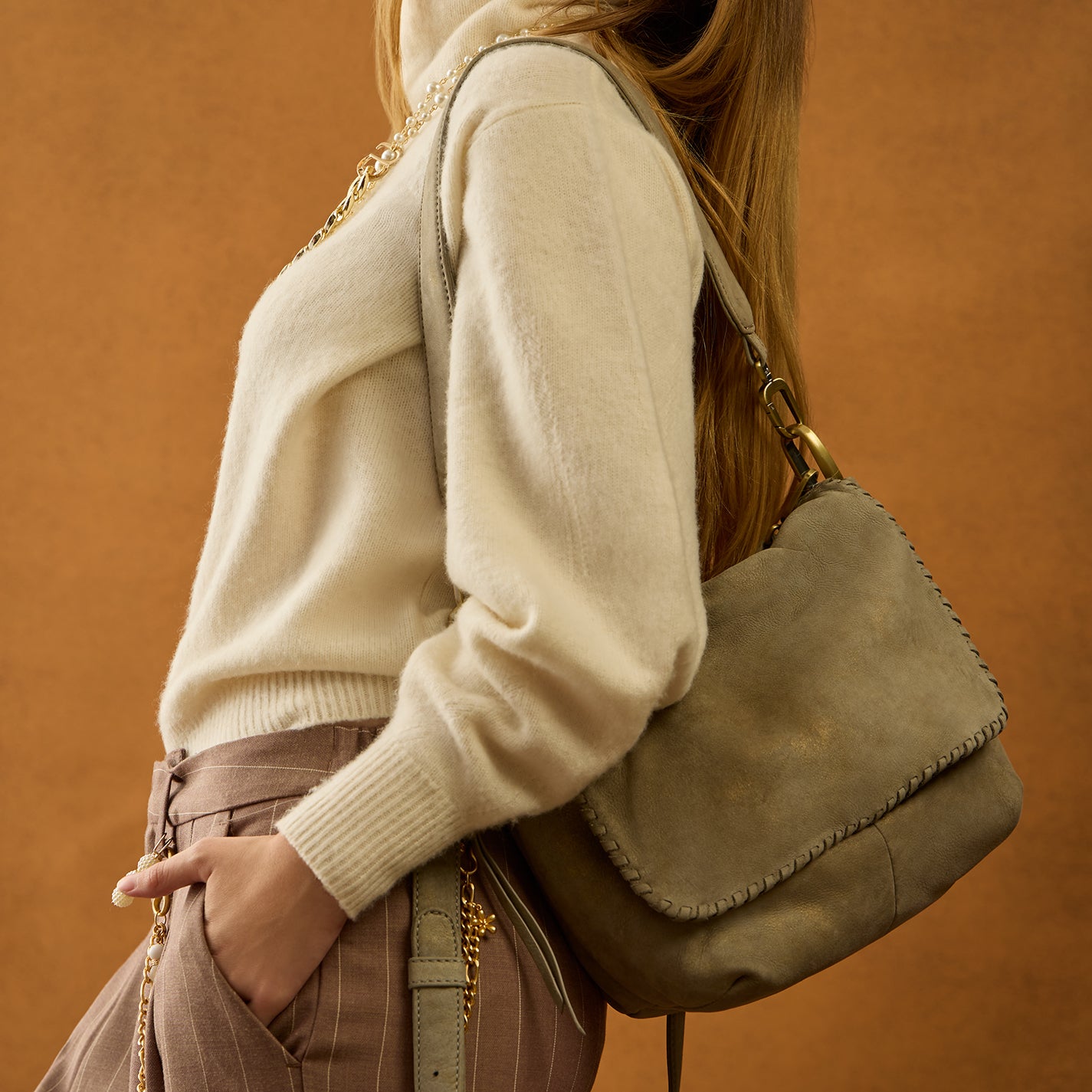 Harley Convertible Shoulder in Nubuck Leather – Golden Granite - HOBO