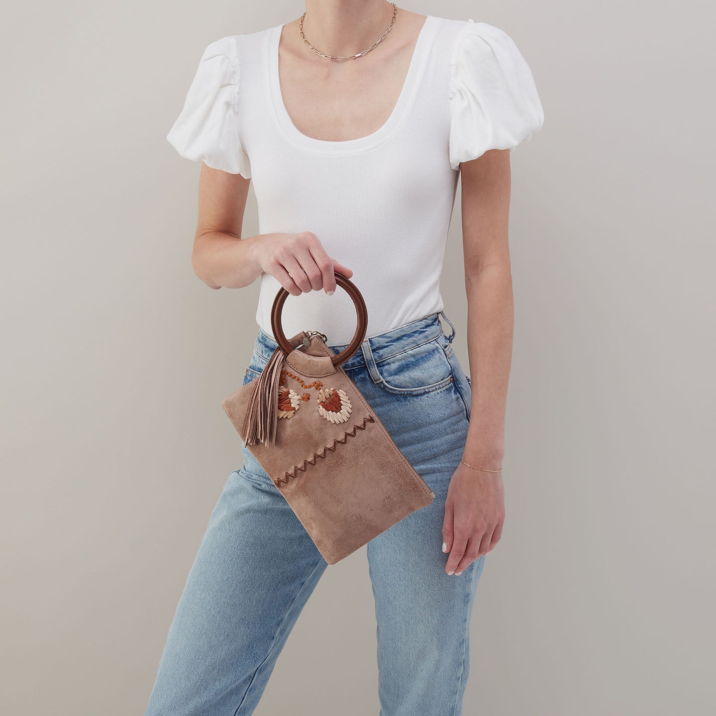 Sheila Clutch In Buffed Leather – Hazel - HOBO