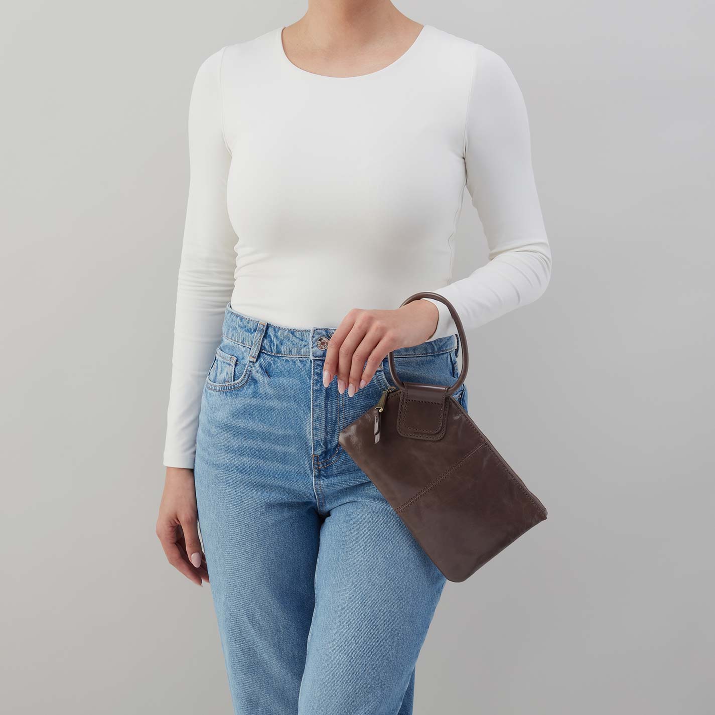 Sable Wristlet in Polished Leather – Hearthstone - HOBO